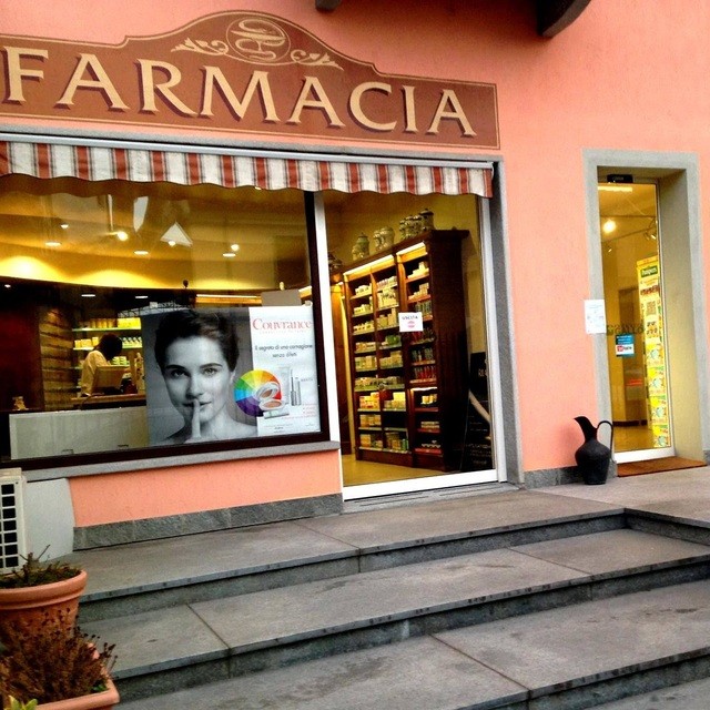 FARMACIA BONIS